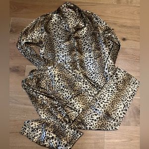 Victoria’s Secret santin like PJ set